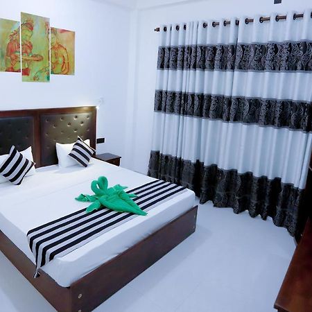 Milano Grand Hotel Dambulla Bagian luar foto