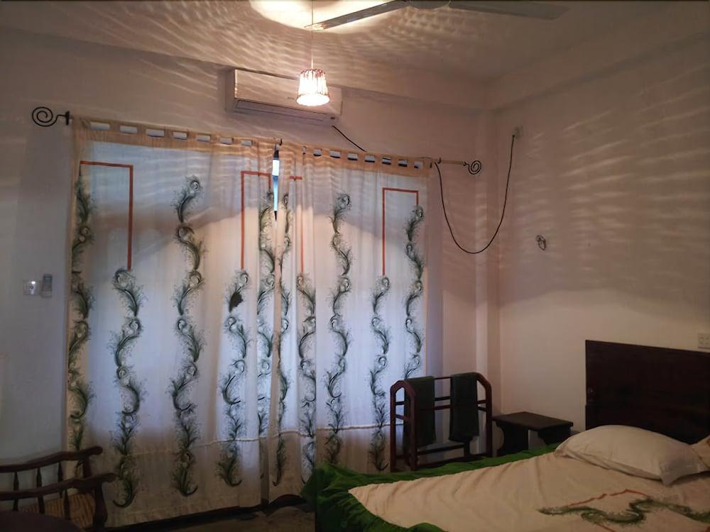 Milano Grand Hotel Dambulla Bagian luar foto