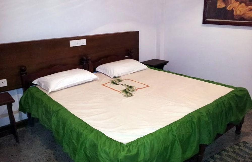 Milano Grand Hotel Dambulla Bagian luar foto