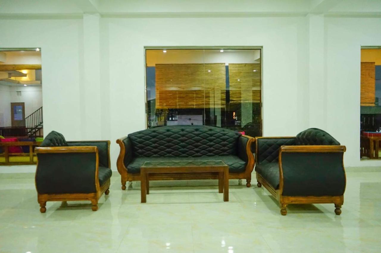 Milano Grand Hotel Dambulla Bagian luar foto