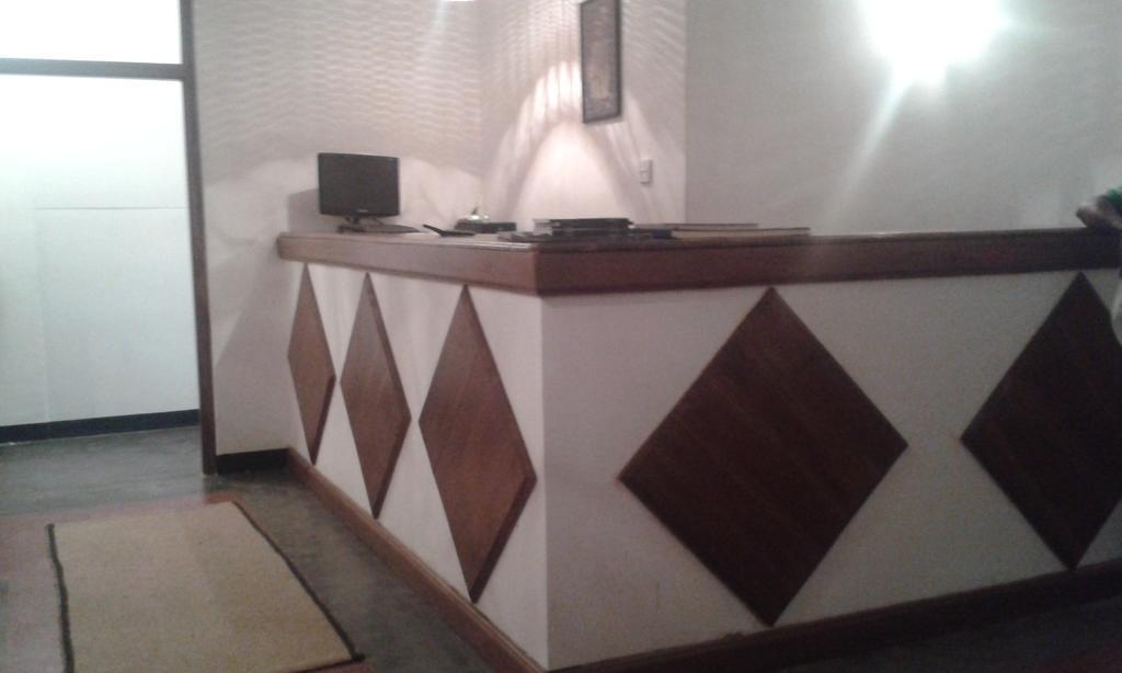 Milano Grand Hotel Dambulla Bagian luar foto